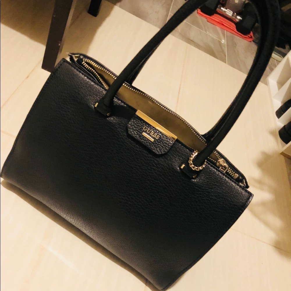 Guess Tote Purse